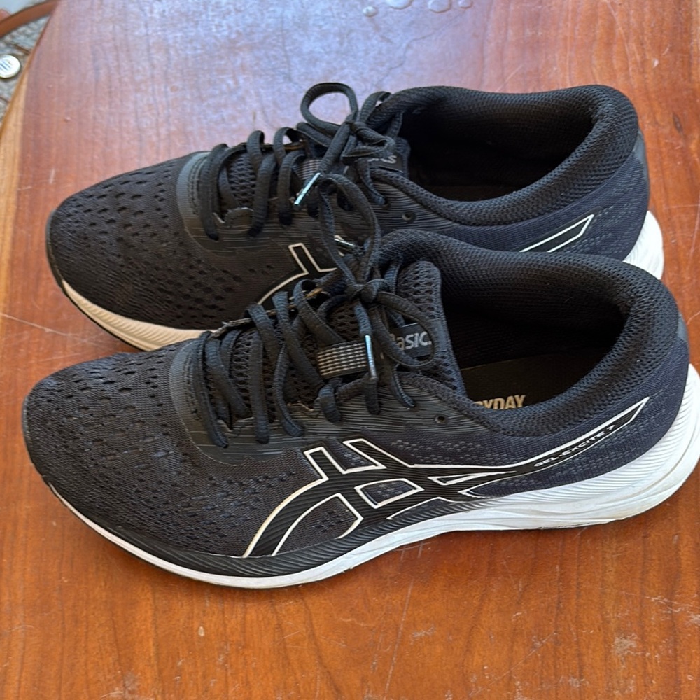ASICS Black Running Shoes